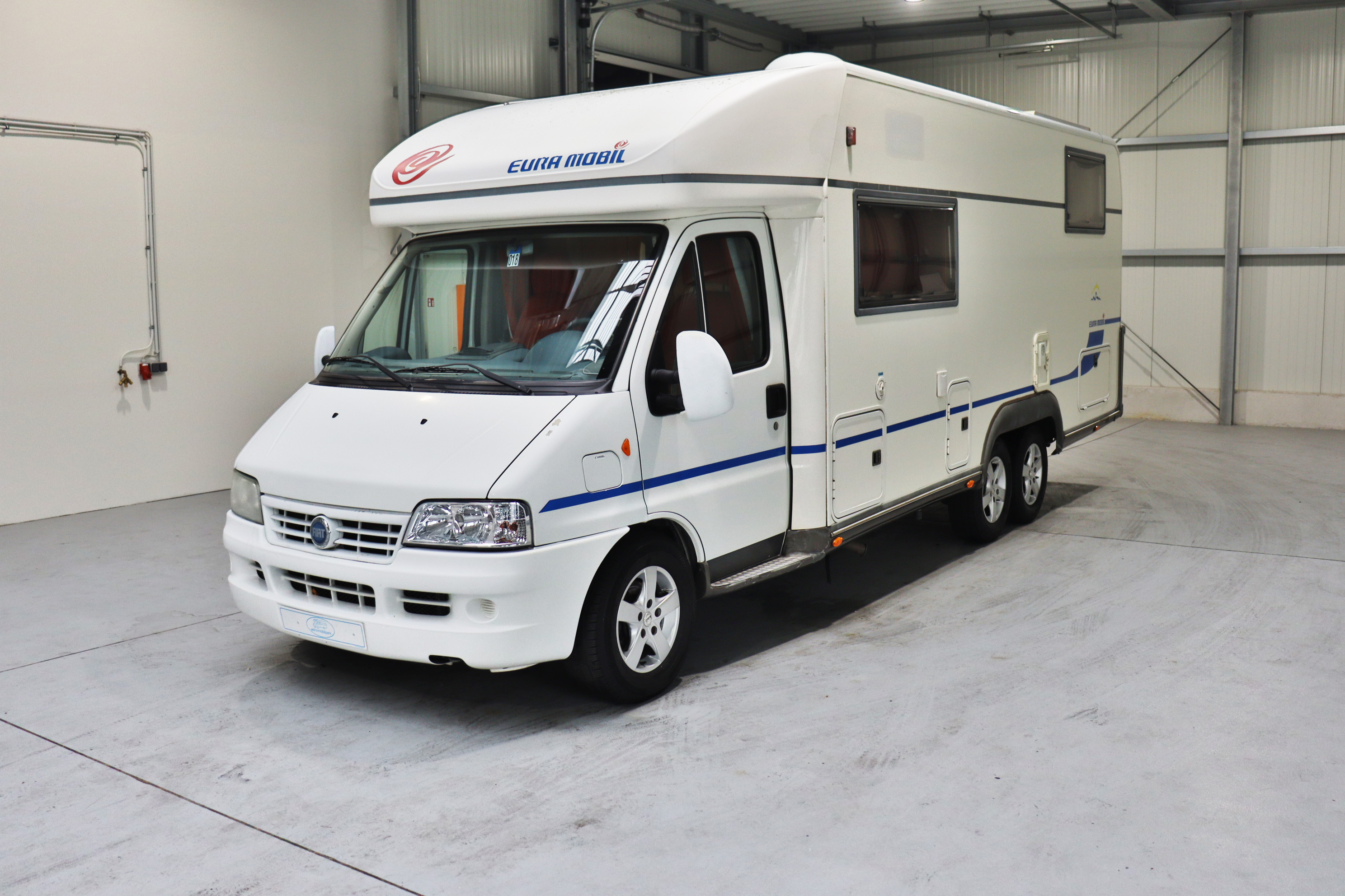 EURAMOBIL Contura 742 EB beim Wohnmobilpark in Bad Honnef kaufen